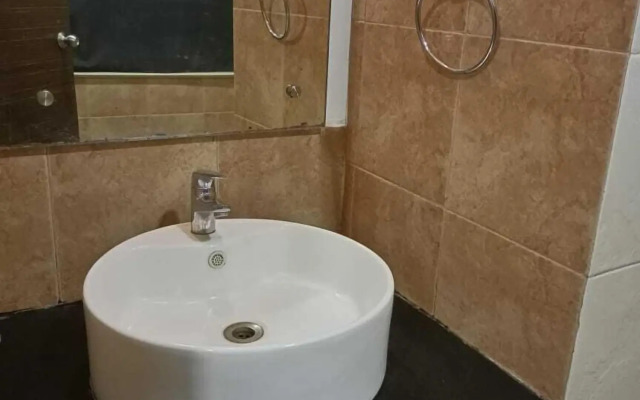OYO 1711 Hotel Sepoy Grande