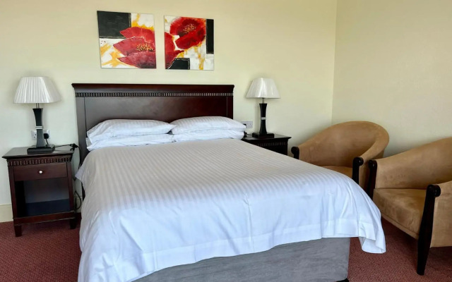 Sandringham Hotel