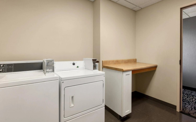 Fairfield Inn & Suites Jacksonville West/Chaffee Point