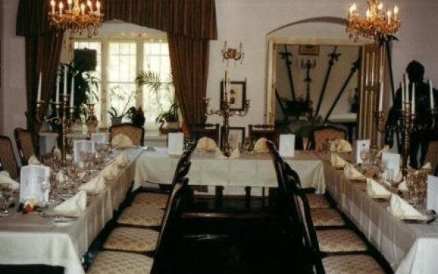 Schlosshotel St. Georgen