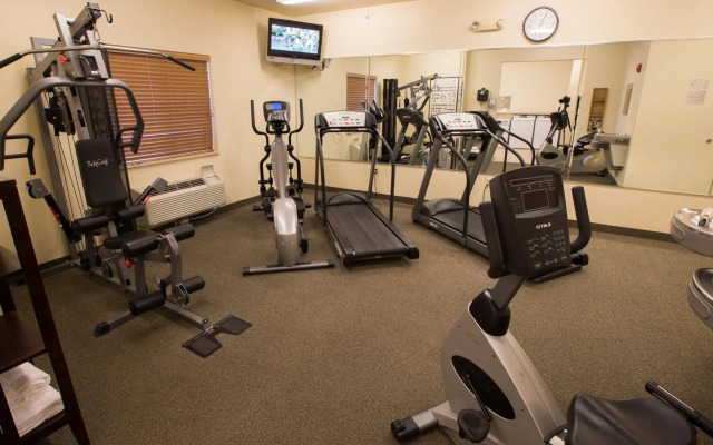 Candlewood Suites Springfield by IHG