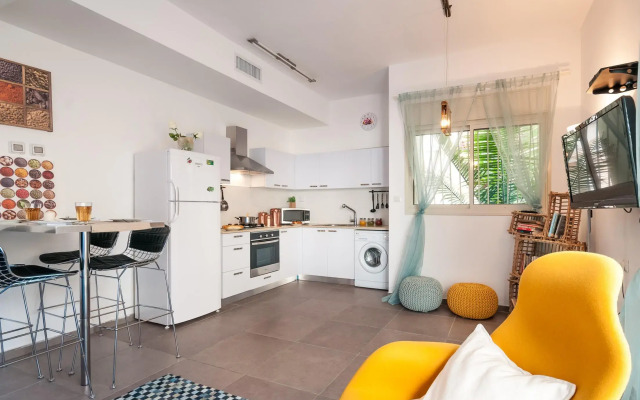 Royal Eden Apartment