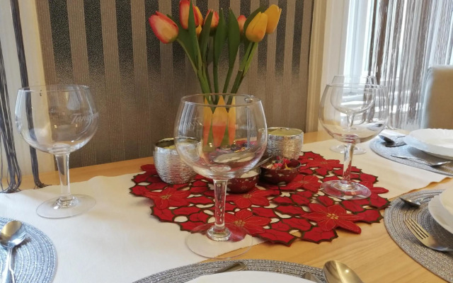 New West10 STAR Center