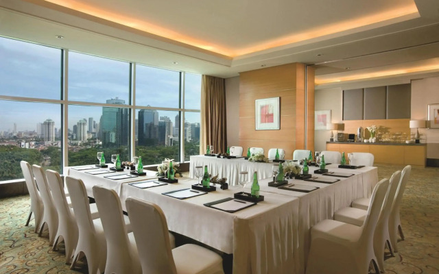 The Ritz-Carlton Jakarta, Pacific Place