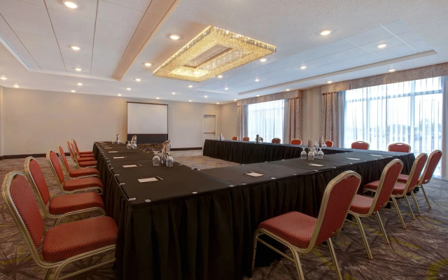 Ramada by Wyndham St. Paul AB