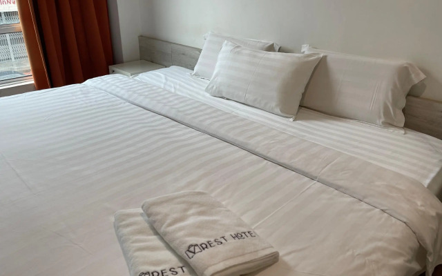 Vrest Hotel