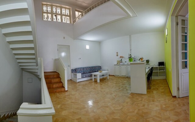Luys Hostel & Tours