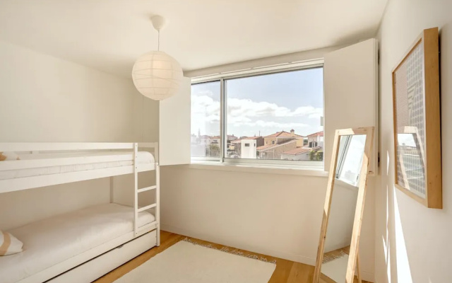 Ericeira Modern & Bright by Homing