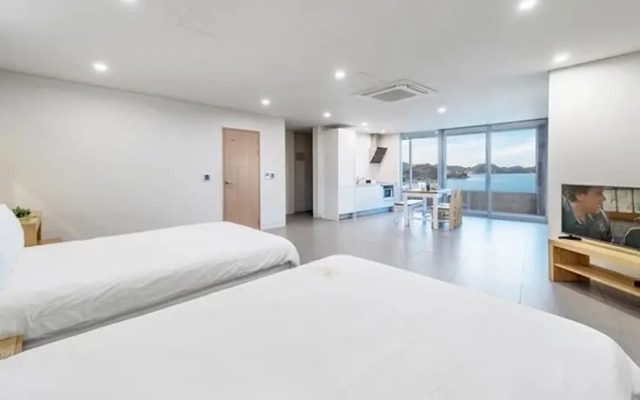 Geoje Island House Pension