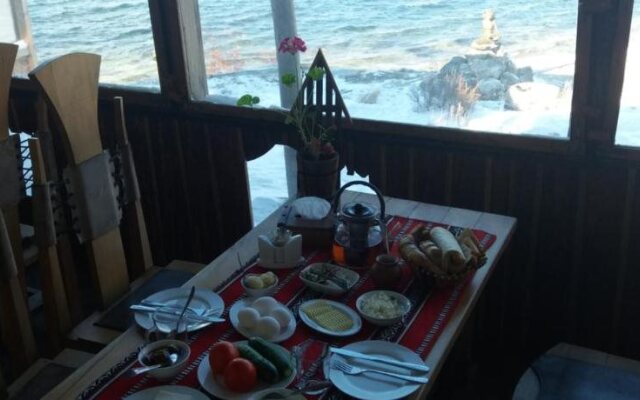 Lavash Hotel