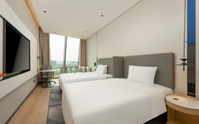 Holiday Inn Express Shanghai Hongqiao CBD by IHG – Guest Rooms – Shanghai