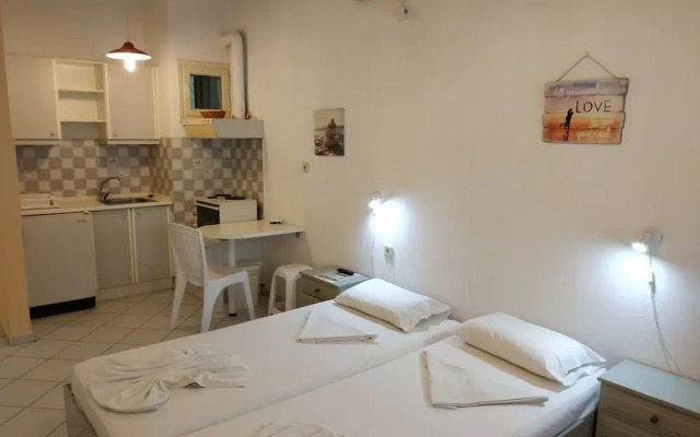 Beach Studio for Upto 3 Persons in Agia Pelagia