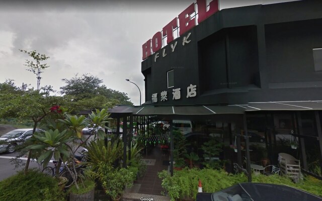 Flyk Hotel