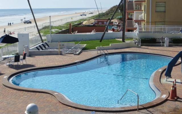 Arya Blu Inn & Suites