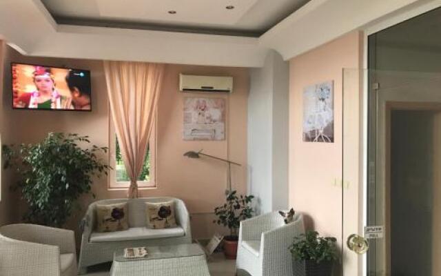 Hotel Briz