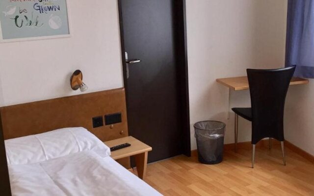 Hotel & Restaurant Stadthof Glarus