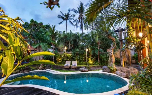 Magnifica Villa Canggu - 3BR Private villa 5 mins to Finns Beach – Pool – Tibubeneng