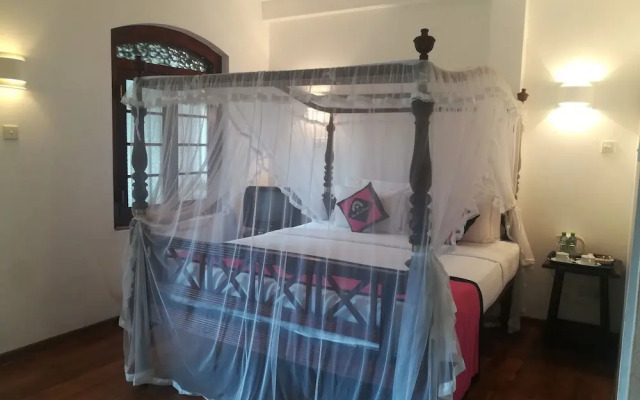 The Villa Hotel