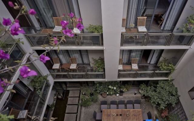 Yakamoz Haijie Hotel