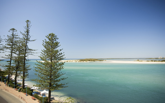 BreakFree Grand Pacific Resort