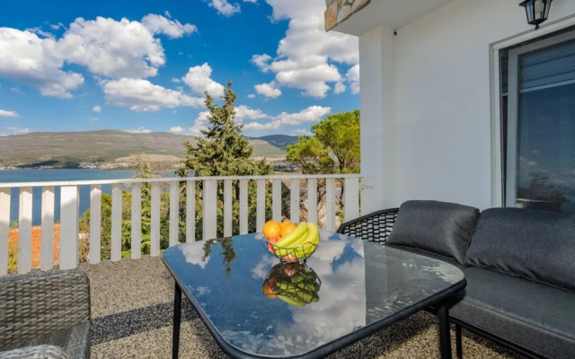 Apartments Robi & Kristina