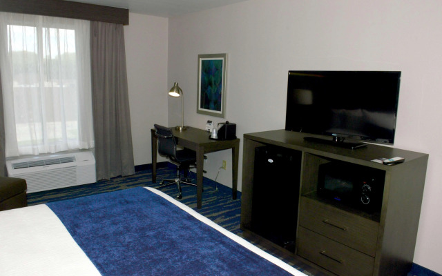 Garner Hotel Longview South by IHG