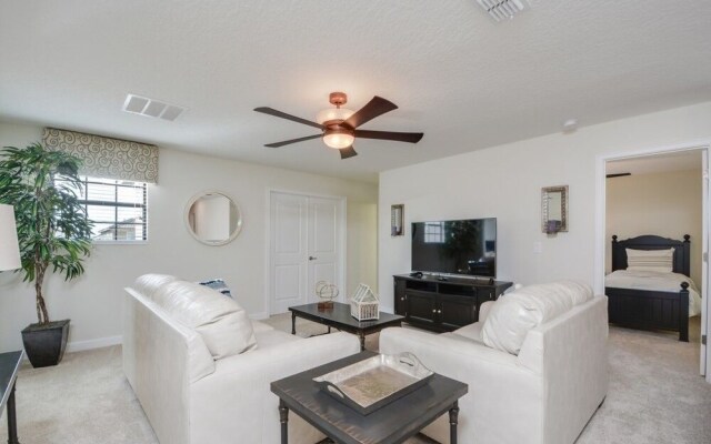 8 Bedrooms House at Champions Gate