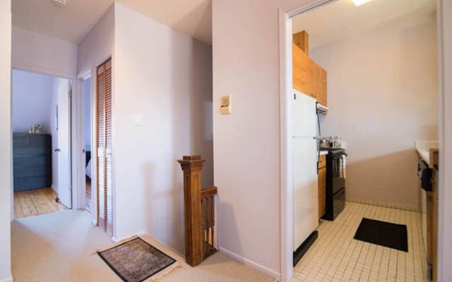 LM Stays - 142 James Street Loft
