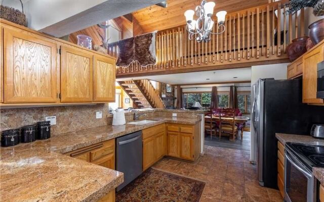 Ridgepoint 105 3 Bedroom Condo