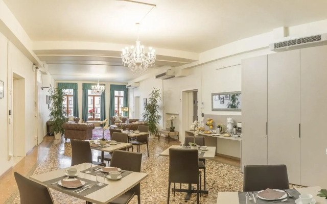 Grand Canal Suites