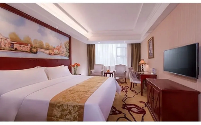 Vienna Hotel Shenzhen Baoan Xinan
