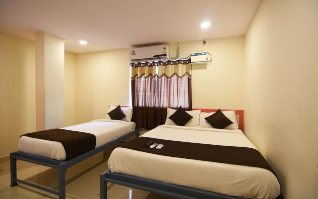 Ulo R2 Banquet and Room