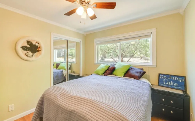 Groveland Vacation Rental w/ Private Deck & Grill!