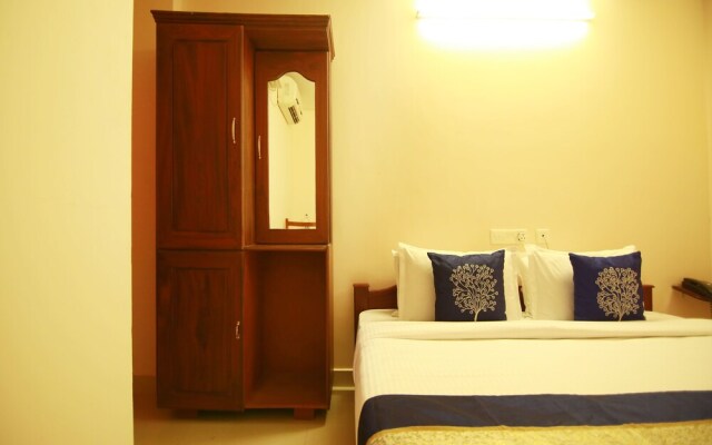OYO 4824 Hotel Star