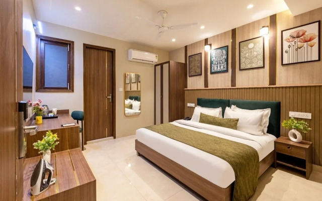 Saltstayz Premier - Paschim Vihar