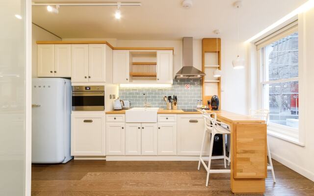 London Bridge Boutique Apartments by Viridian Apartments