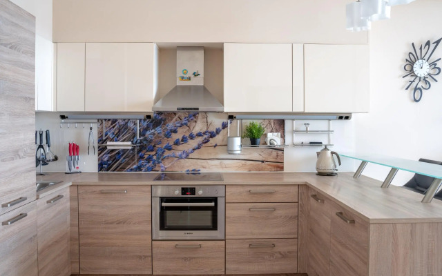 Sotis Galaxy on Kurortny Avenue 105