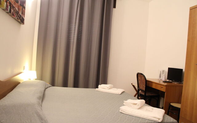 Guest House Brianza Room