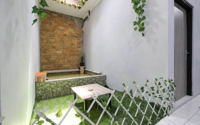 RedDoorz near Graha Saba UGM