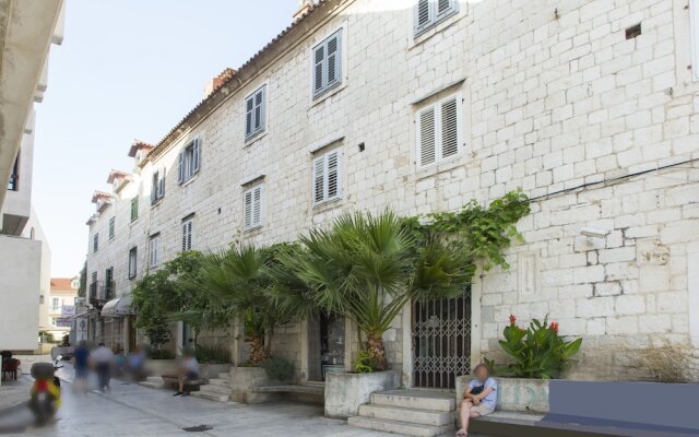 Bouganvillea Split Apartments