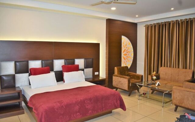 Hotel Ashish Continental