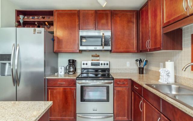 Laketown Wharf by Vtrips