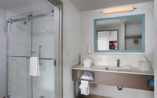 Hampton Inn & Suites Manistee Waterfront