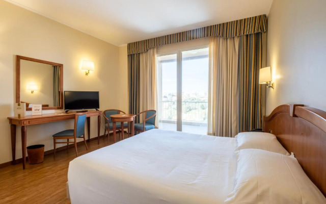 Hotel President