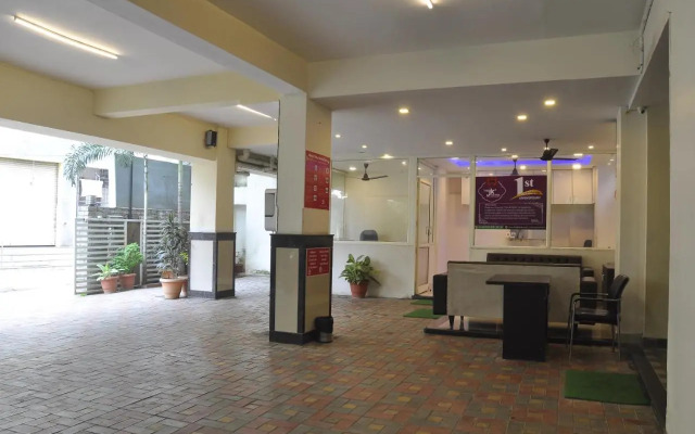 STARiHOTELS Railway Station Hinganghat
