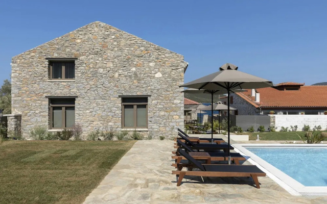 Lichnos Luxury Maisonette 3