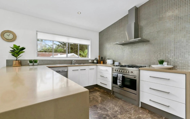 Depper St Large Luxury Residence Entire House