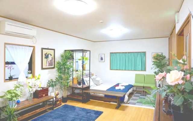Namba Tsutenkaku Warm Villa WS-1