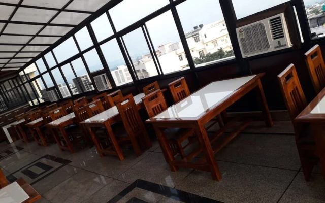 Hotel Royal Stay