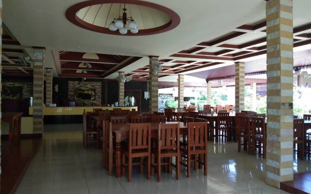Sukhothai Grand Resort And Spa